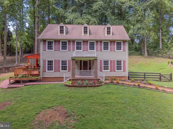 8521 Retreat Ln, Warrenton, VA 20186