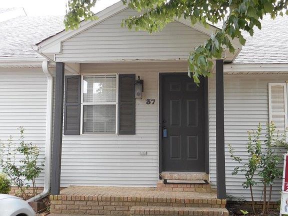 4th image of 2910 E Moore St River Oaks Cmns #37
