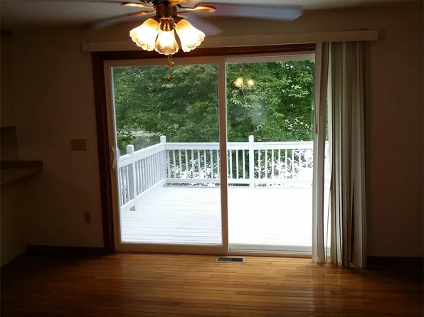 45 Norma Dr, Nashua, NH 03062