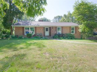 6858 Stonecreek Ave NE, Canton, OH