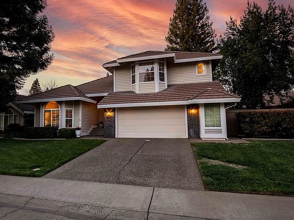 2nd image of 11916 Prospect Hill Dr