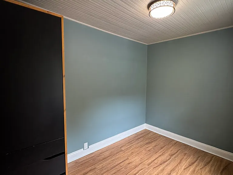 1040 57th St #1 — Photo 25