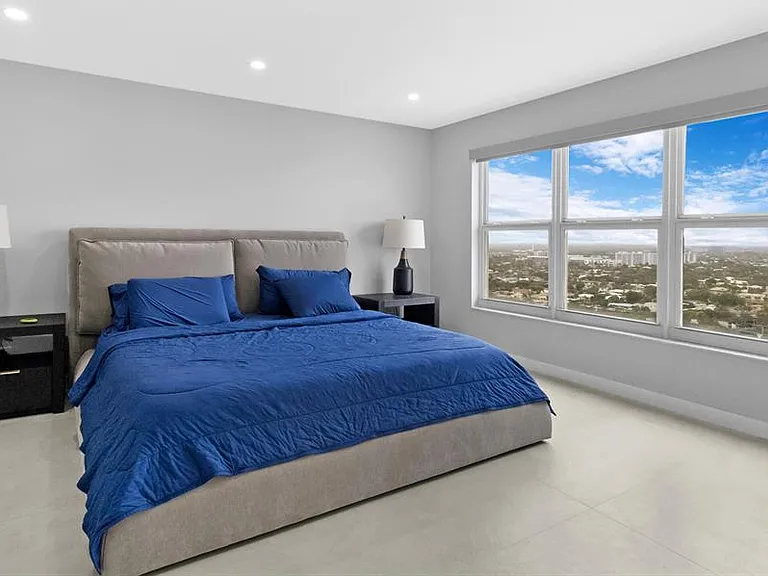 3900 Galt Ocean Dr #2114 — Photo 13