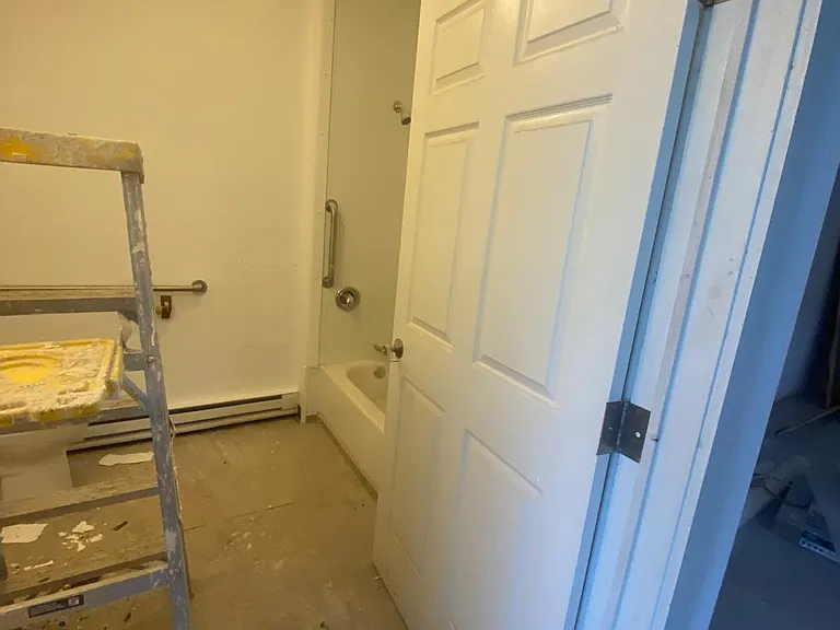 912 Park St — Photo 16