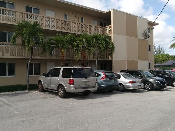 5th image of 1340 NW 22nd Ave APT 103