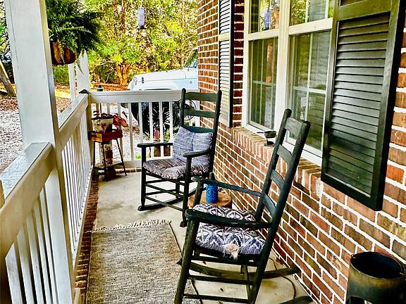 5th image of 5584 N Hillsdale Dr
