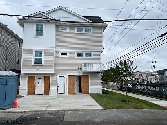 4th image of 3501 West Ave #1