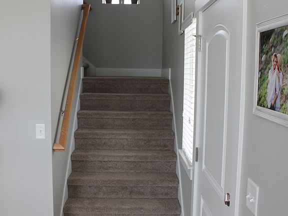 3rd image of 14281 S Meadow Rose Dr