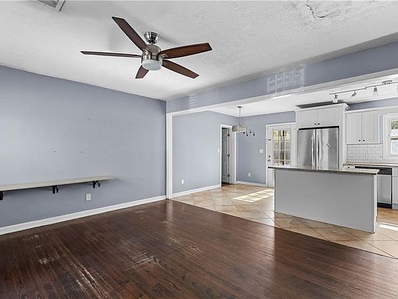 5th image of 3261 Bonway Dr