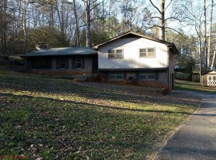 1532 Deerwood Ln, Acworth, GA 30102
