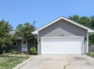 609 Eisenhower St, Marengo, IL 60152