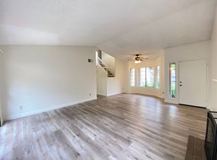 1381 Longfellow Rd, Vista, CA 92081