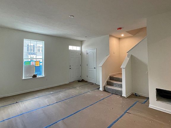 3rd image of 235 Queensbury Ct