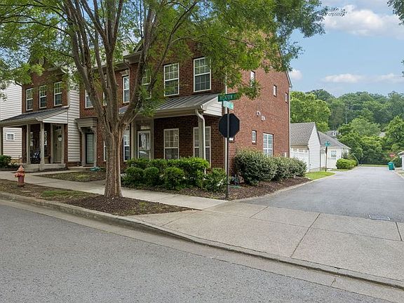 3rd image of 7855 Heaton Way
