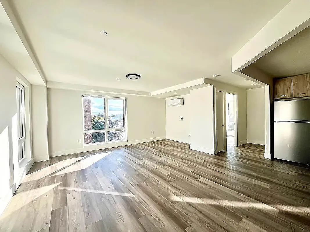 3333 Giles Avenue — Photo 3