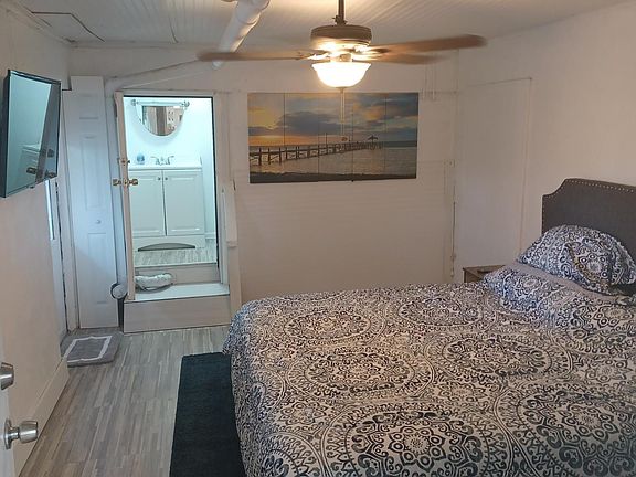 4th image of 100 Palmetto Ave Unit 1