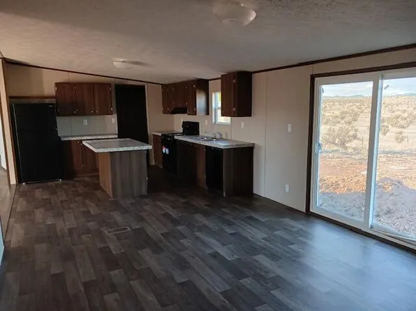 107 E Venus Rd, Edgewood, NM 87015