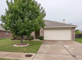 2951 Gospel Dr, Dallas, TX 75237