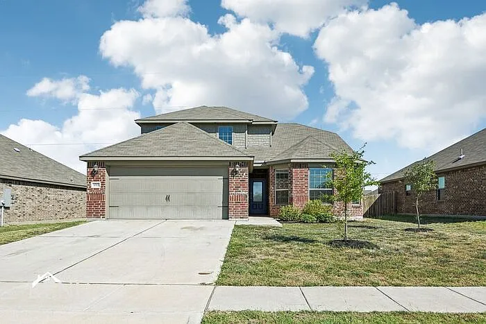 1040 Wheatfield Ln