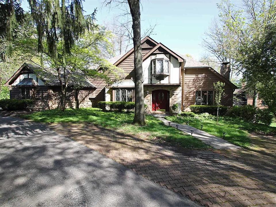 1st image of 14 Goshen Woods Est