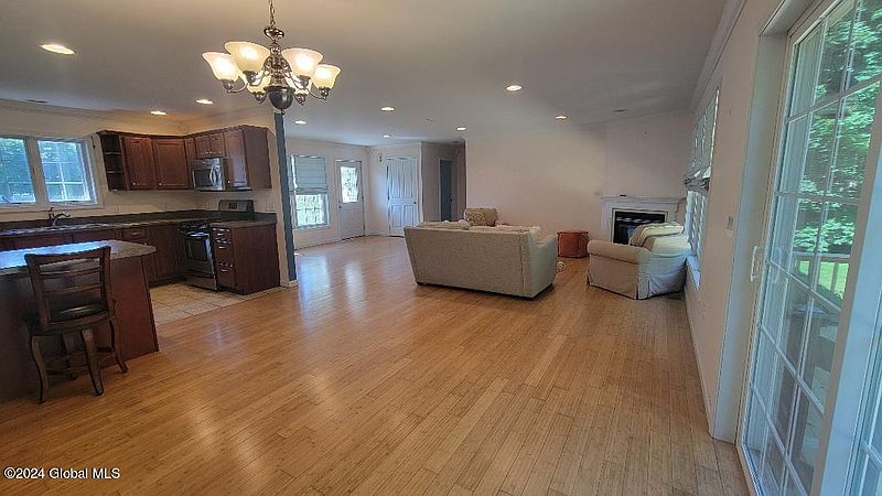 3rd image of 34 Arbor Drive