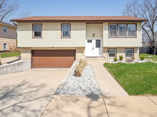 266 Marilyn Ave, Glendale Heights, IL 60139