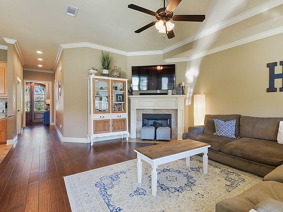 5th image of 12298 Dutchtown Villa Dr