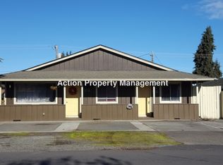 204 W Prairie St #B, Sequim, WA 98382