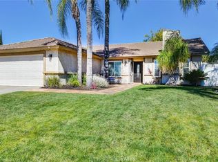 23320 N Canyon Lake Dr, Canyon Lake, CA 92587