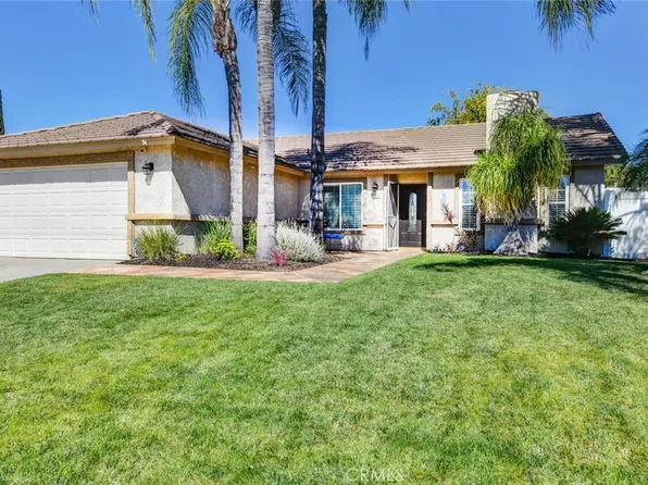 23320 N Canyon Lake Dr, Canyon Lake, CA 92587