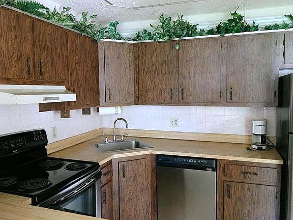 5th image of 3590 La Mar Ct APT B-2