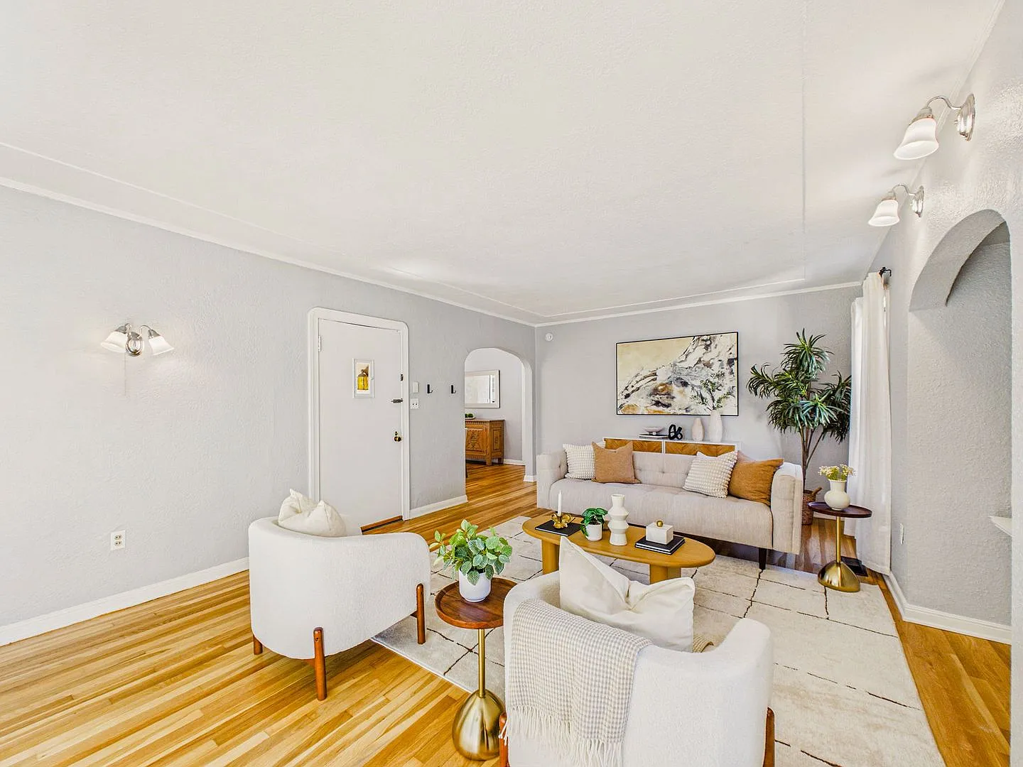 Charming 3 Bedroom 1 Bath Home in Prestigious Willow Glen Location! — Photo 3