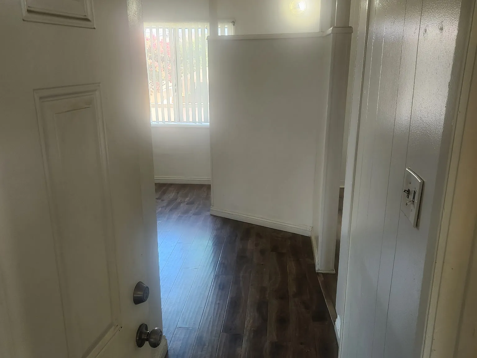 Studio, 380 sqft, $1,695 — Photo 1