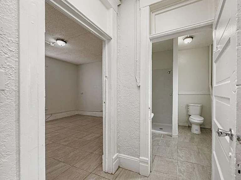 809 N Virginia St — Photo 6
