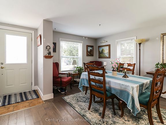 5th image of 756 Quebec St
