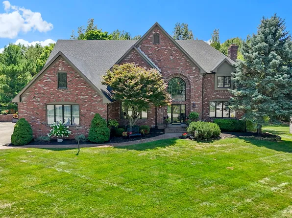 5199 Sue Dr, Carmel, IN 46033
