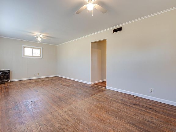 4th image of 42 Mionske Dr