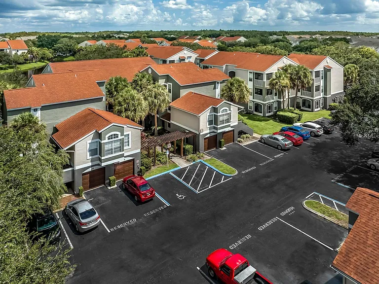 Arbors at Lee Vista — Photo 38