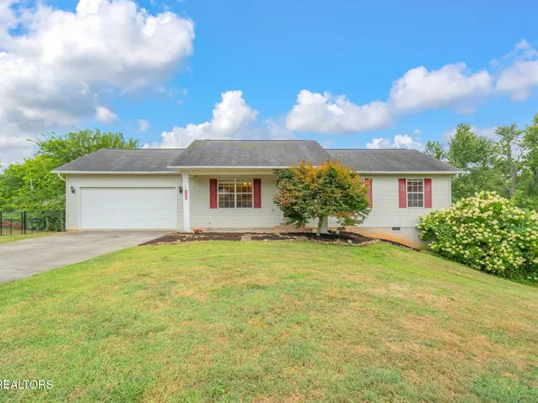 2403 Quantico Dr, Maryville, TN 37804