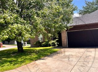 419 S Brooktrail Way, Nixa, MO 65714
