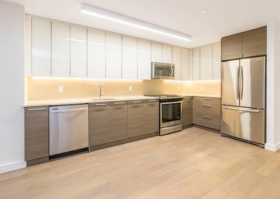 1st image of 15209 88th Ave APT 403