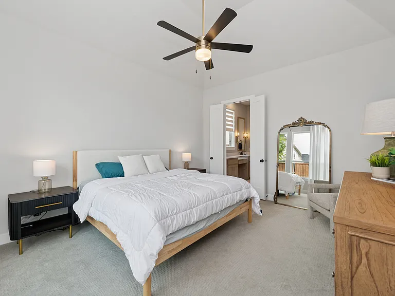 2790 Starwood Dr — Photo 4
