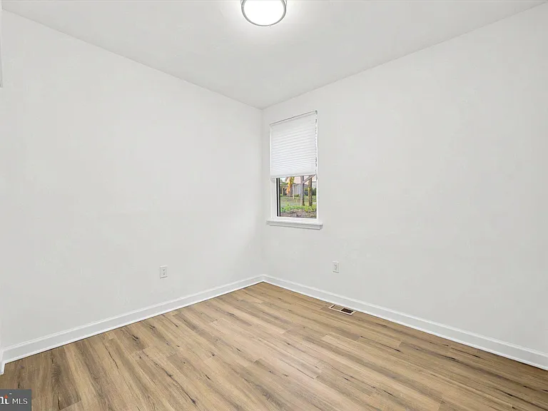 514 Ryers Ave #A — Photo 15