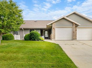 622 Sunset Dr, Lodi, WI 53555