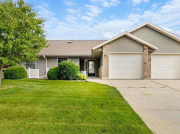 622 Sunset Dr, Lodi, WI 53555