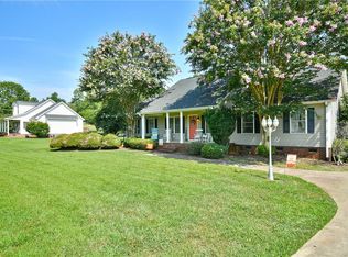 512 Slickum Rd, Easley, SC 29640