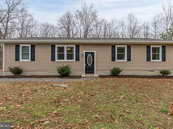 20045 Courtney Rd, Hanover, VA 23069