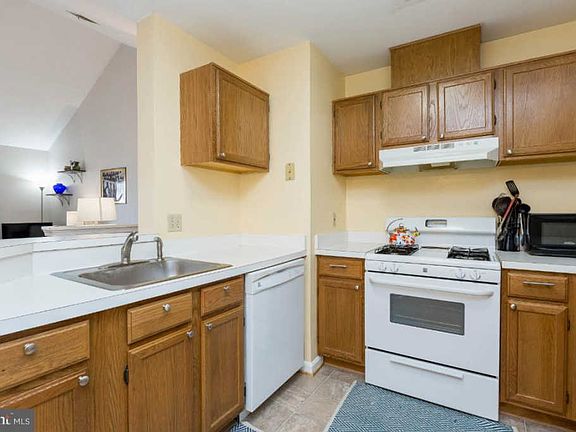 4th image of 3400 Bitterwood Pl APT A304