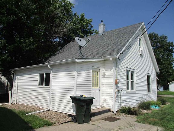 4th image of 1704 Avenue D