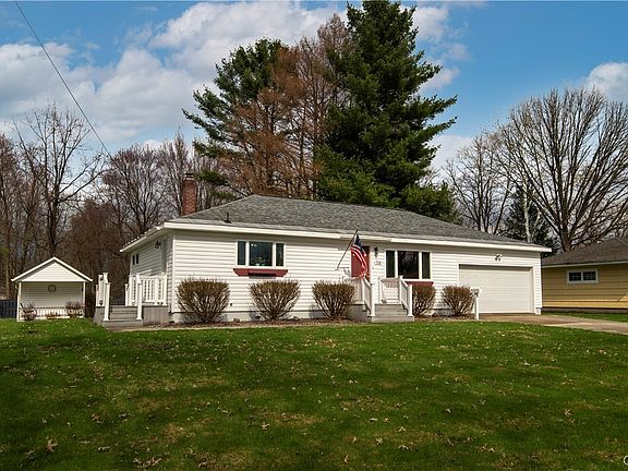 2nd image of 716 W Embargo St